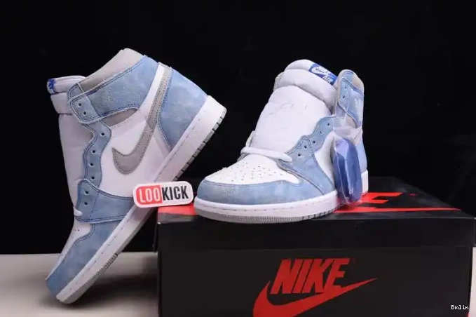 Bmlin shoes 555088-402 Jordan Retro 1 Hyper Royal OG High 0603